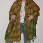 Light Weight Woolen Warm Blanket