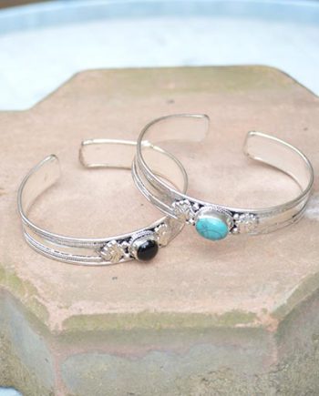 White Metal Stone Bracelet