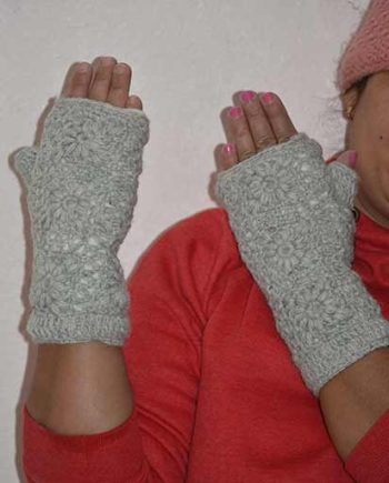 Woolen Patch Hand Warmers