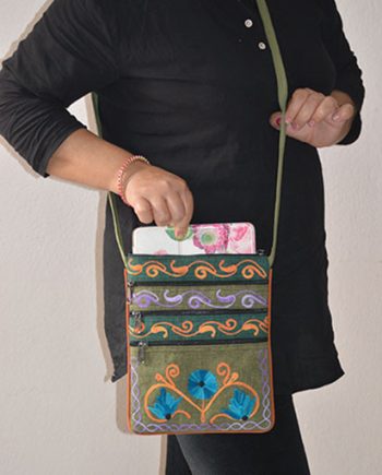 Five Zipper Embroidery Cotton Bags