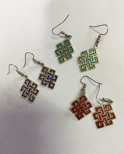 Endless-Knot-Earrings