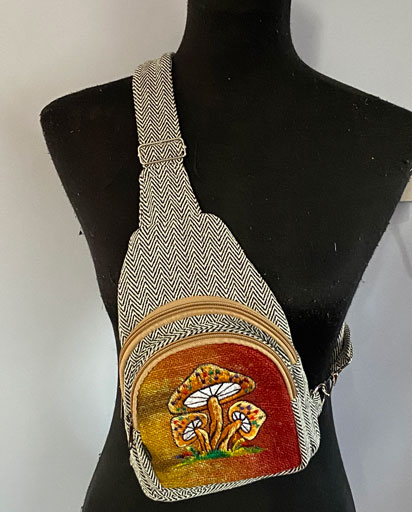 Mushroom-Embroidery-Bags,-Hemp-Bag