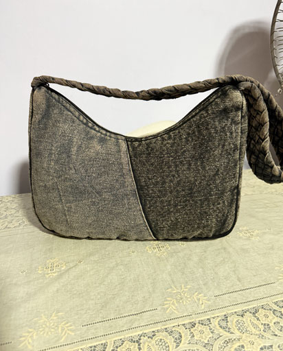 Bohemfian-Hippie-Bags,-Himalayan-Handmade-Bags
