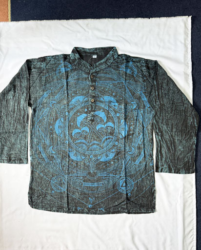 Himalayan-Clothing,-Handmade-Clothing